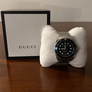Gucci Men's Swiss Diver Stainless Steel Bracelet Watch